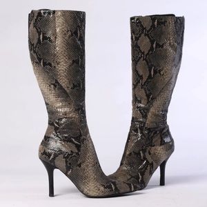Nine West Women’s Snakeskin Embossed Knee High Boots With Heels Size 8